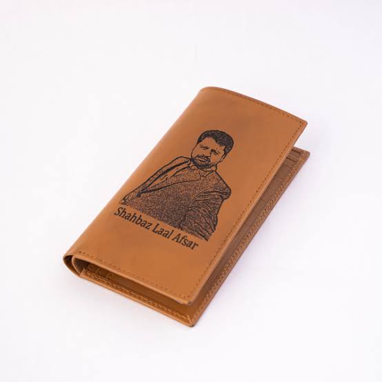 Luxury Custom Leather Wallets | Premium Quality & Personalized Design - GiftCity
